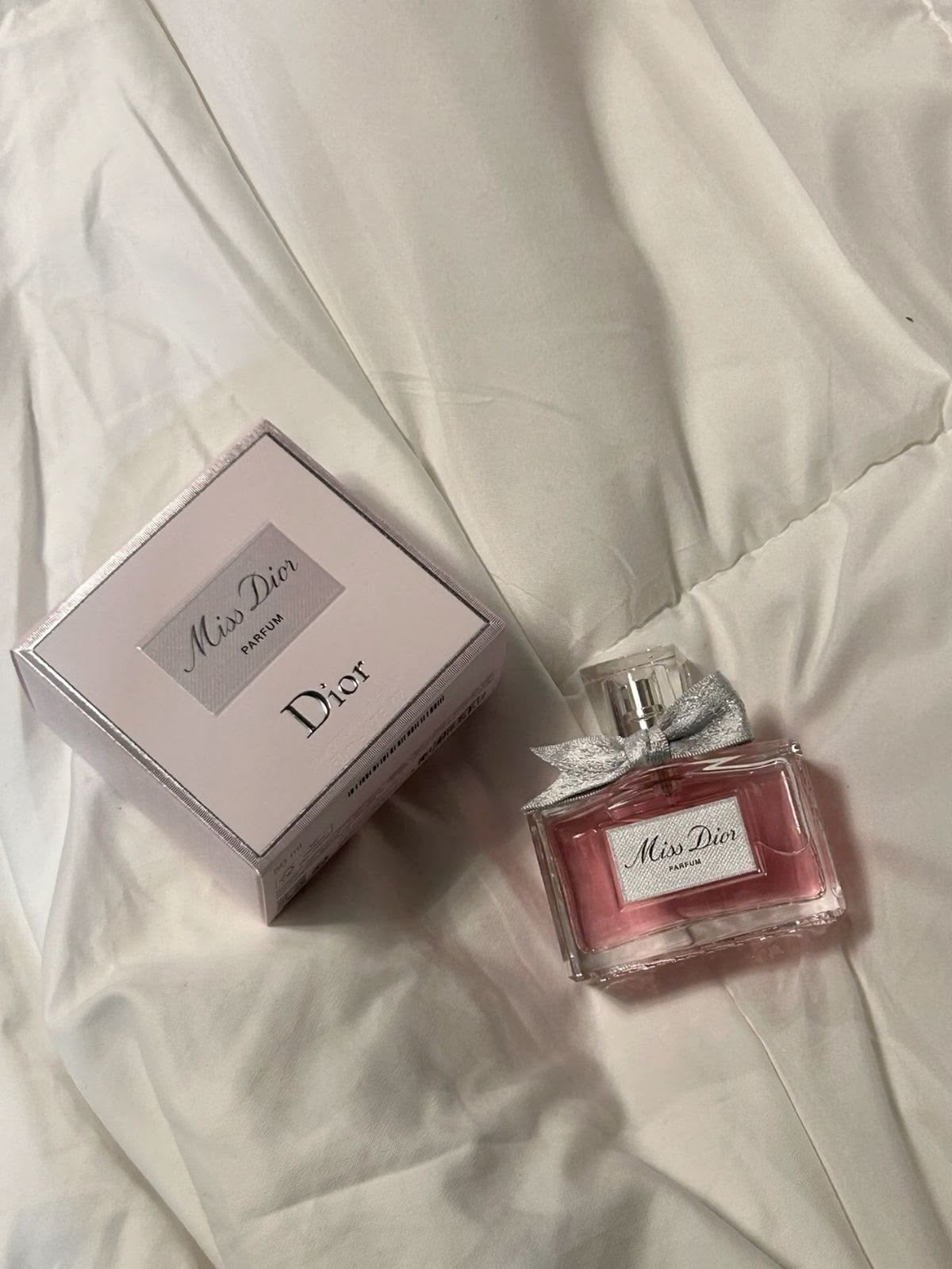 Feminine Grace 🌸Dior